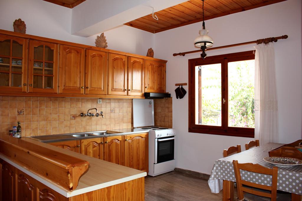 Theros Beach House Villa Stavrós Esterno foto